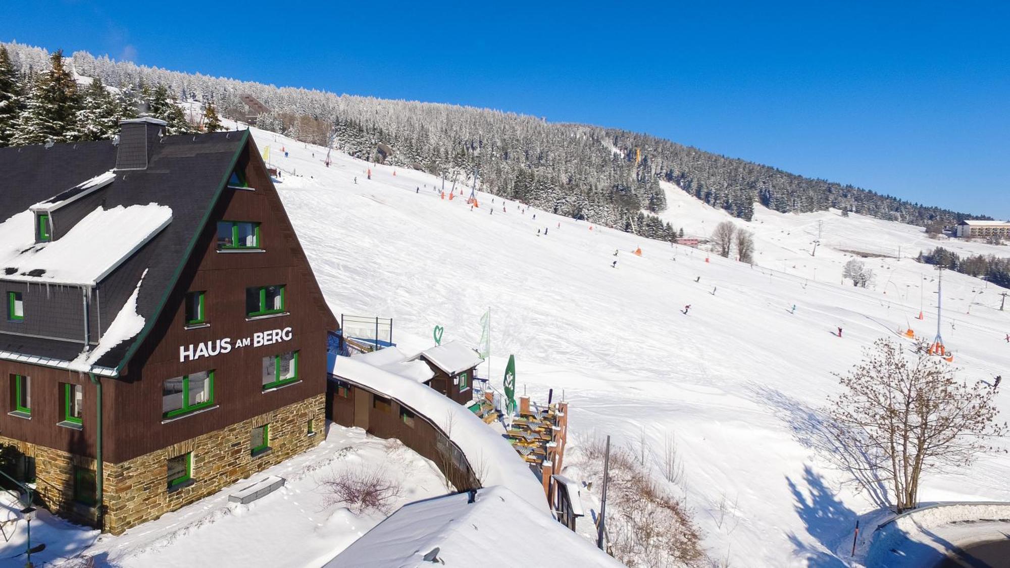 Haus Am Berg - Pension Direkt Am Skihang Oberwiesenthal Eksteriør billede